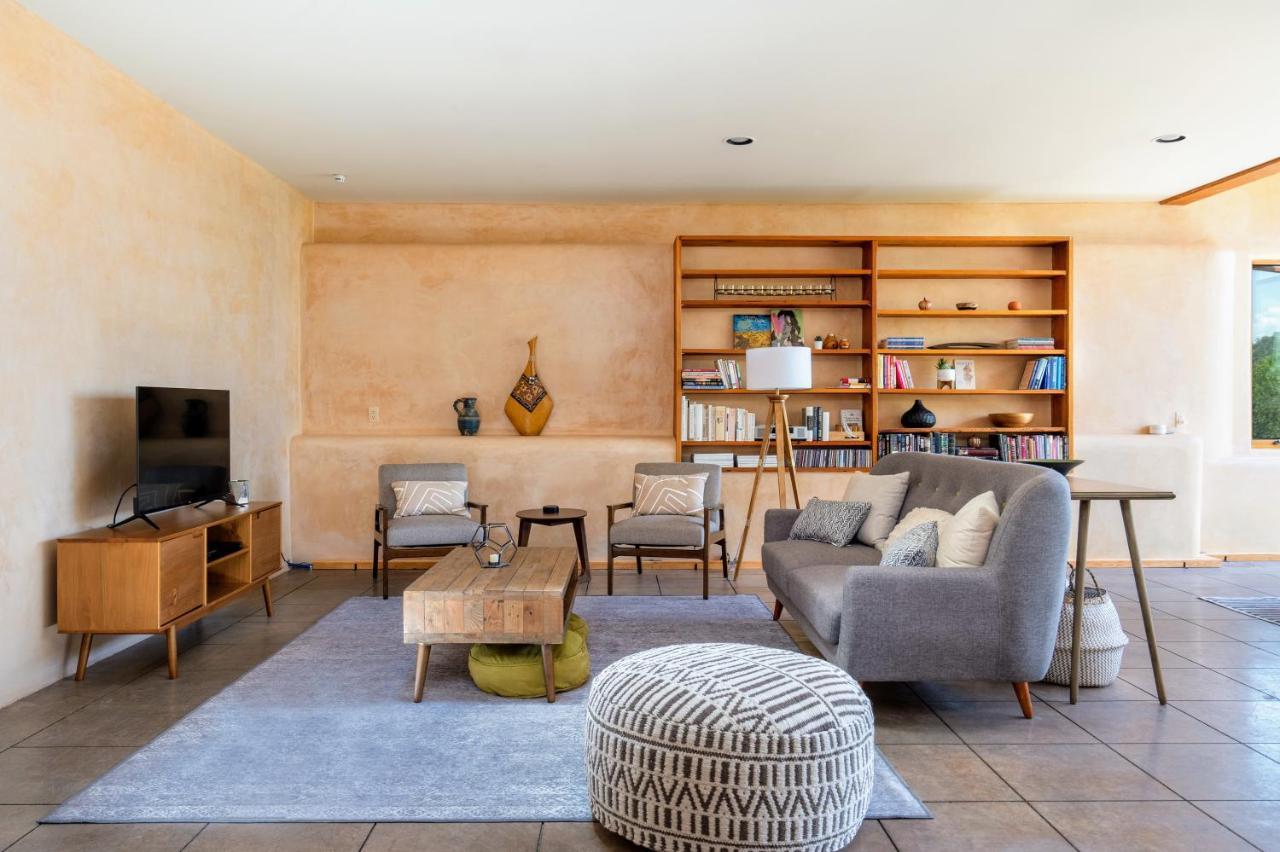 Ridgetop Retreat With 2 Hot Tubs And Views Vakantiehuis *