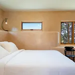 Santa Fe Ridgetop Retreat With 2 Hot Tubs And Views