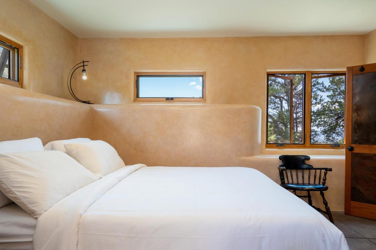 Ridgetop Retreat With 2 Hot Tubs And Views Santa Fe